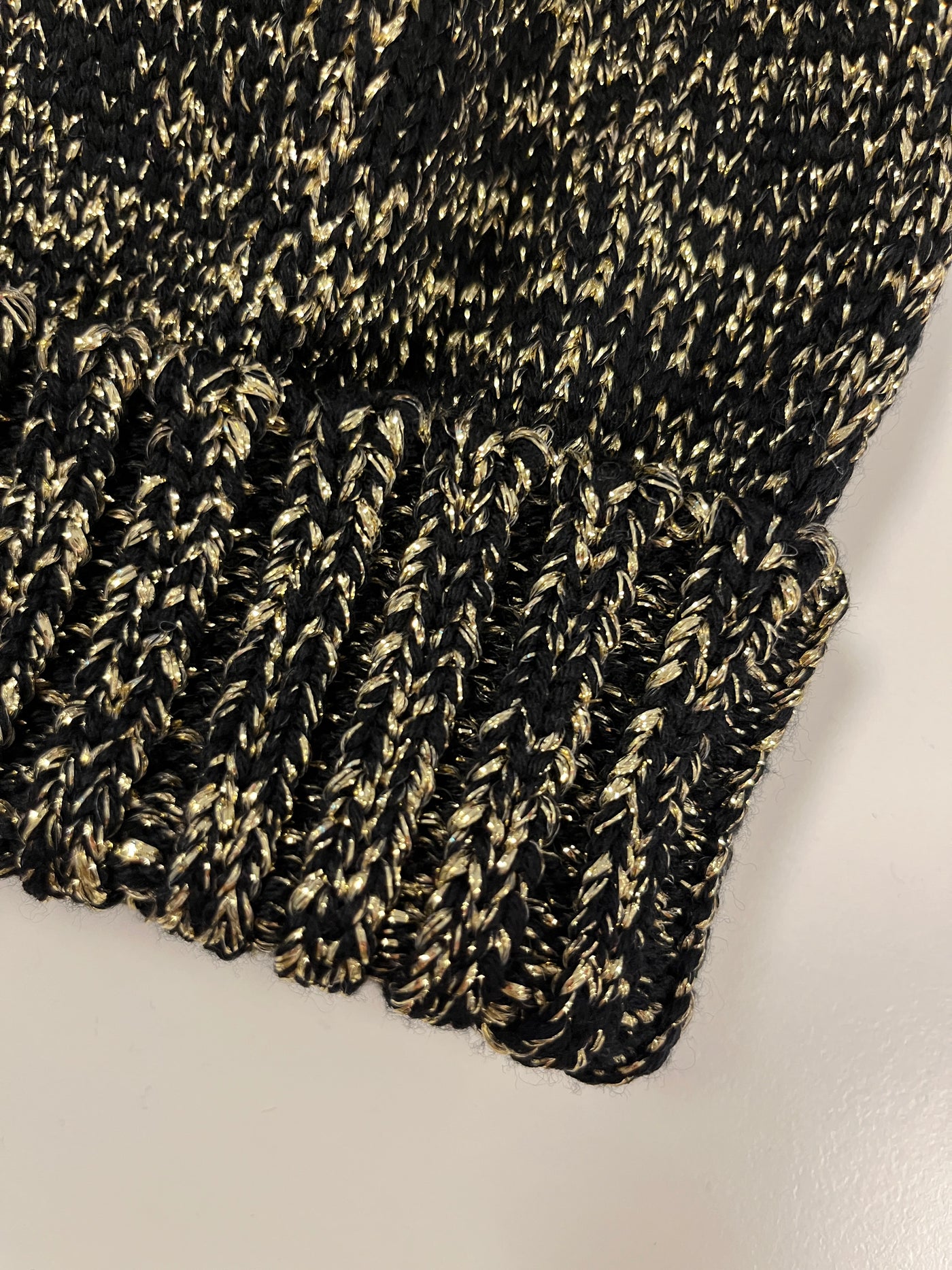 Strickmütze Schwarz/Gold