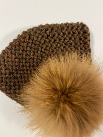 Beanie aus Kaschmir mit Pom Pom in Cognac Braun