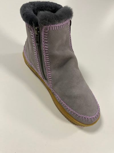 Setsu Crochet Stiefelette mit Reißverschluss, grau
