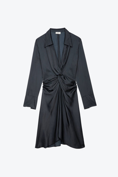 Schwarzes halblanges Satin-Kleid Rozo von Zadig & Voltaire mit taillierter Drapierung.