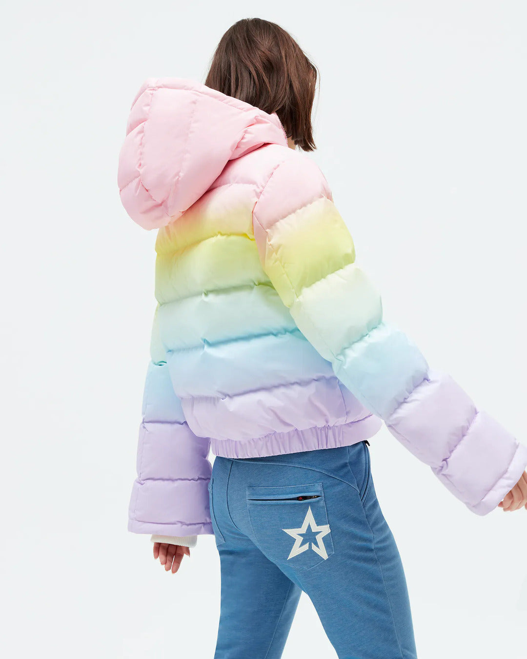 Leichte Daunenjacke in zarten Pastelltönen – stilvoll, warm und perfekt für die Piste