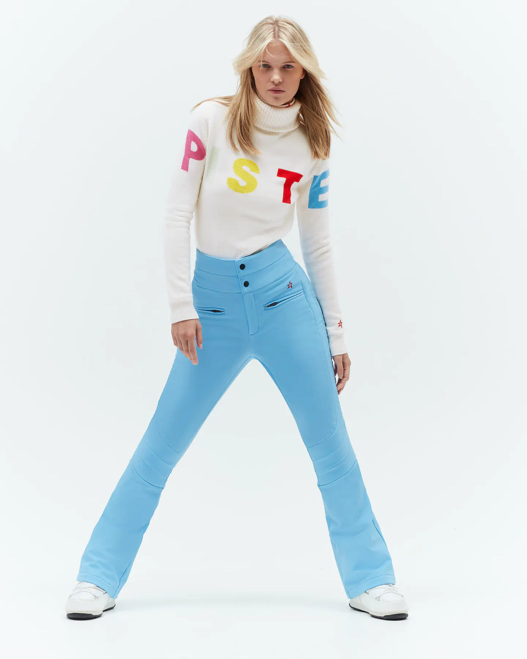 Ski-Pullover von Perfect Moment mit buntem „Piste“-Schriftzug – stylisch, weich und warm