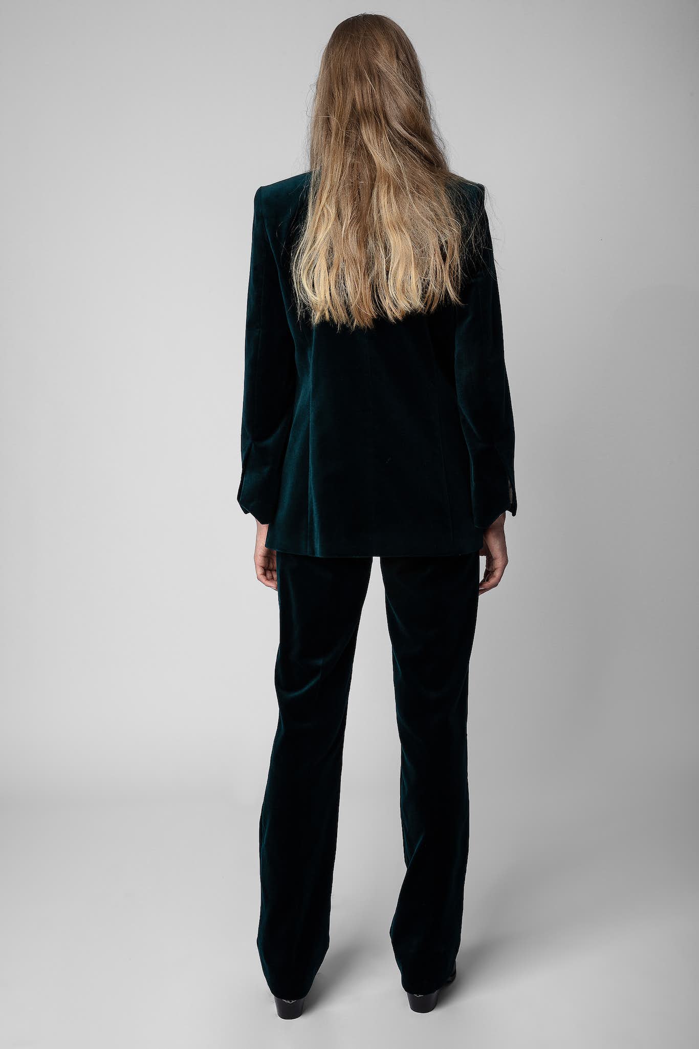 Edle Damen-Samt-Anzughose von Zadig & Voltaire in Peacock-Grün mit geradem Bein.