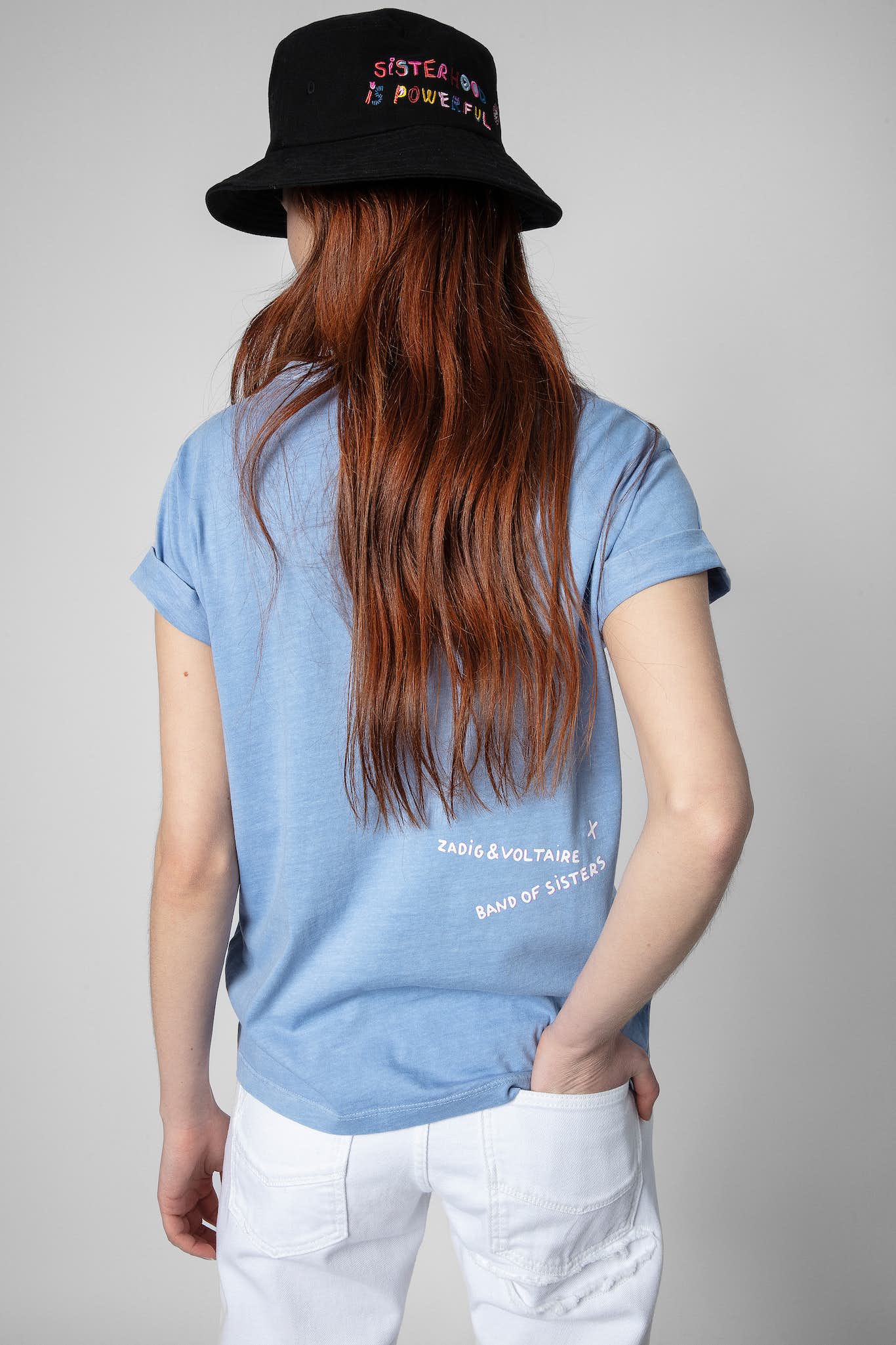Bio-Baumwoll-T-Shirt in Himmelblau Lila mit illustrativem Frontprint von Zadig & Voltaire.