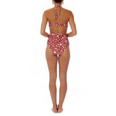 Bandeau Bikini mit hochgeschnittener Hose, rot gemustert