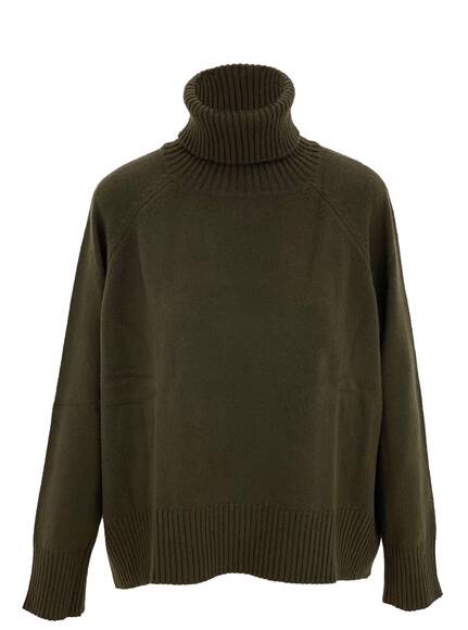 Tony cashmere turtleneck sweater, duffel bag
